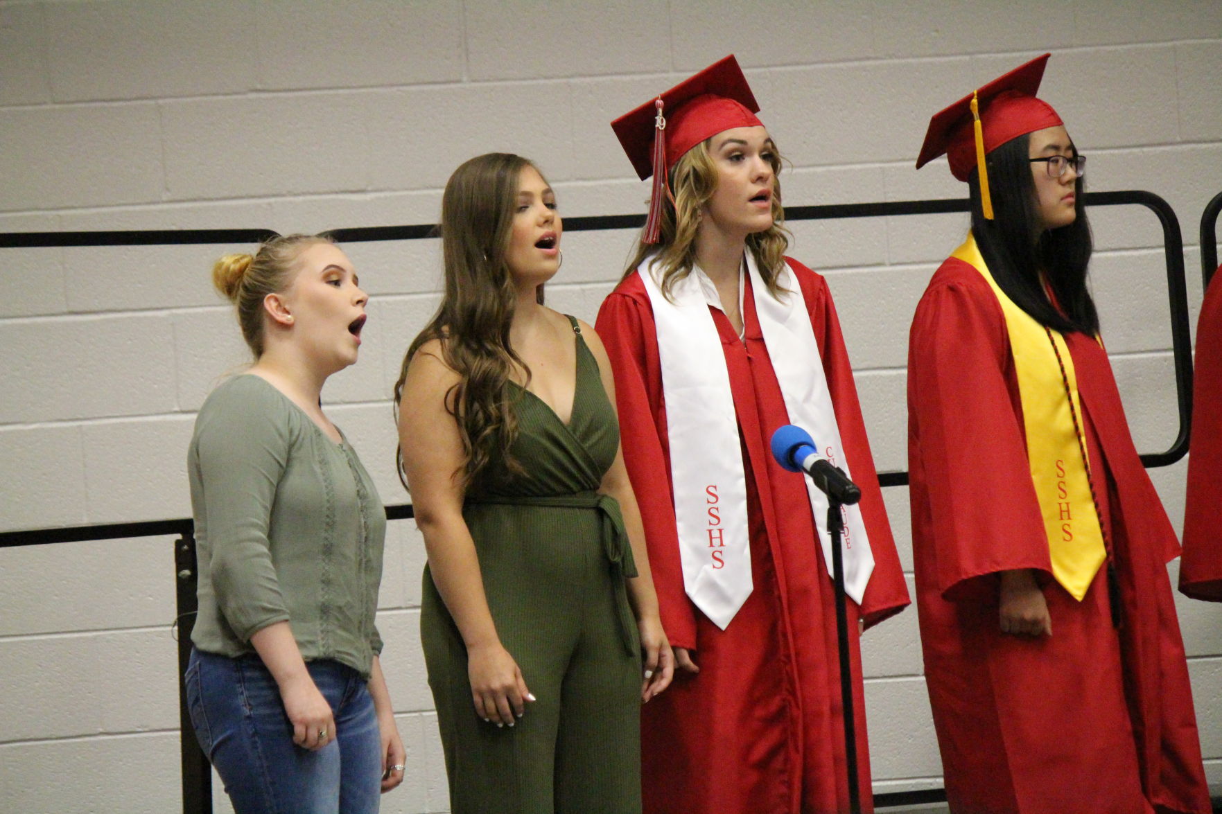 St. Stephens graduation 2019 (45).JPG